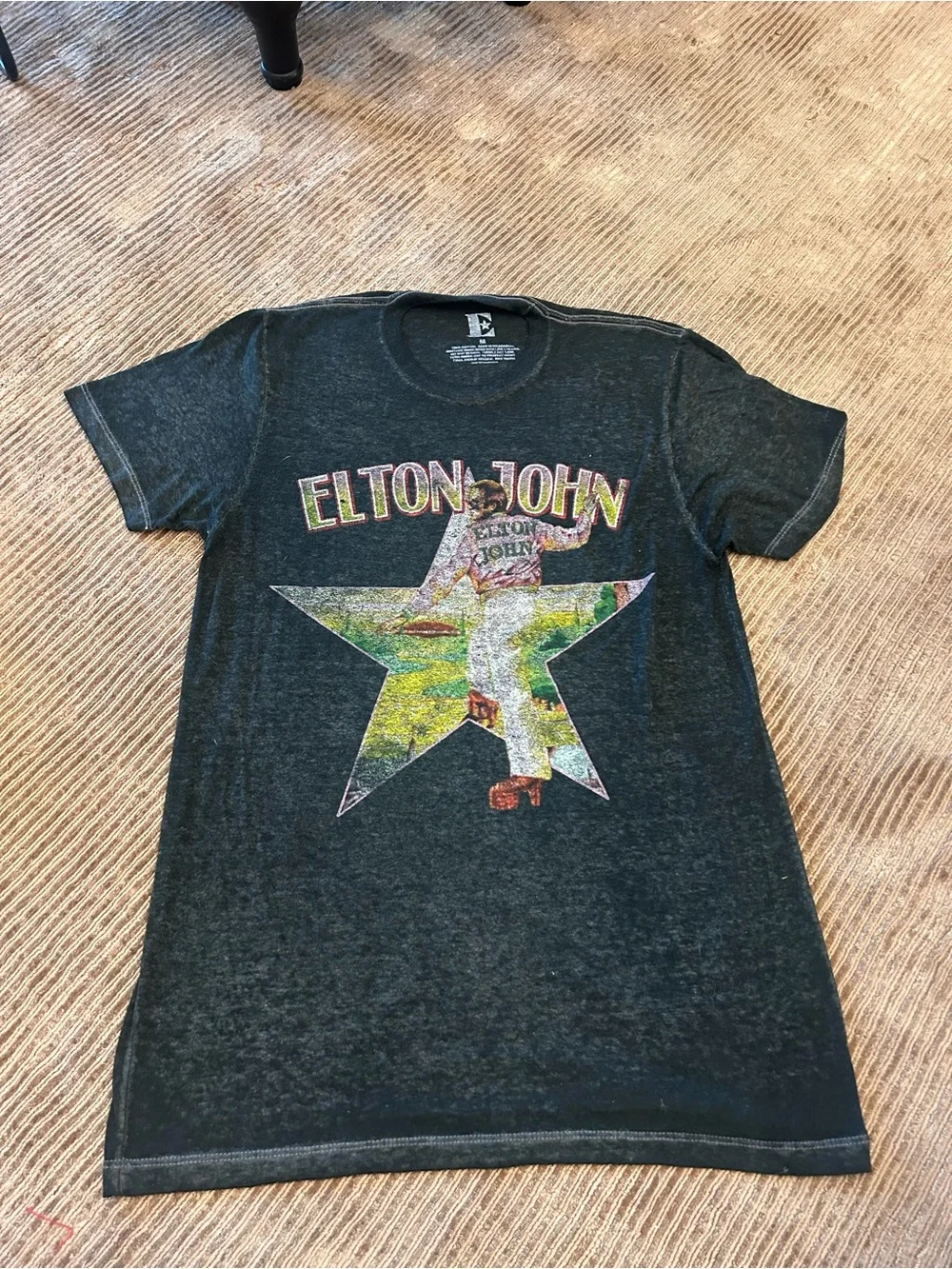 Vintage inspired Elton John Black Short Sleeve Graphic Tee concert merch Medium